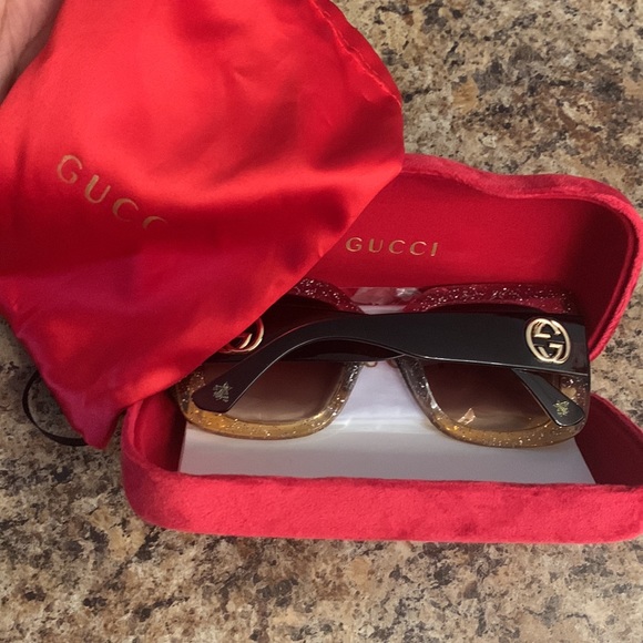 Gucci Glasses Pink, Orange, and Brown with Gucci symbols on left & right - Picture 7 of 8